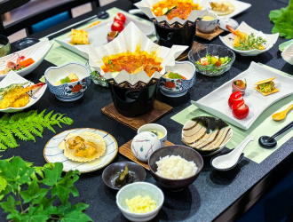お食事1
